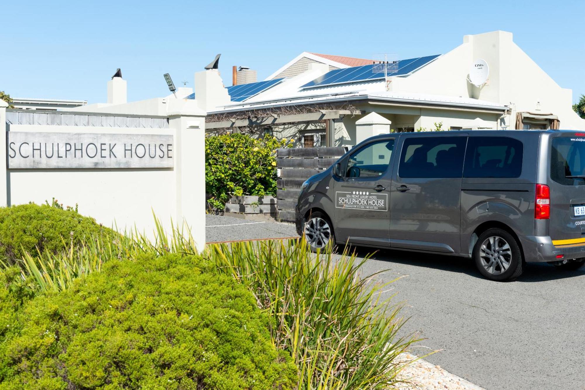 Schulphoek Seafront House Hermanus Extérieur photo Entrance to the hospice