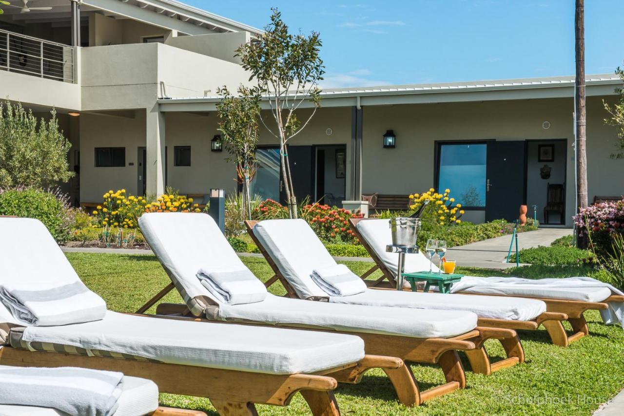 Schulphoek Seafront House Hermanus Extérieur photo The Hotel's pool area