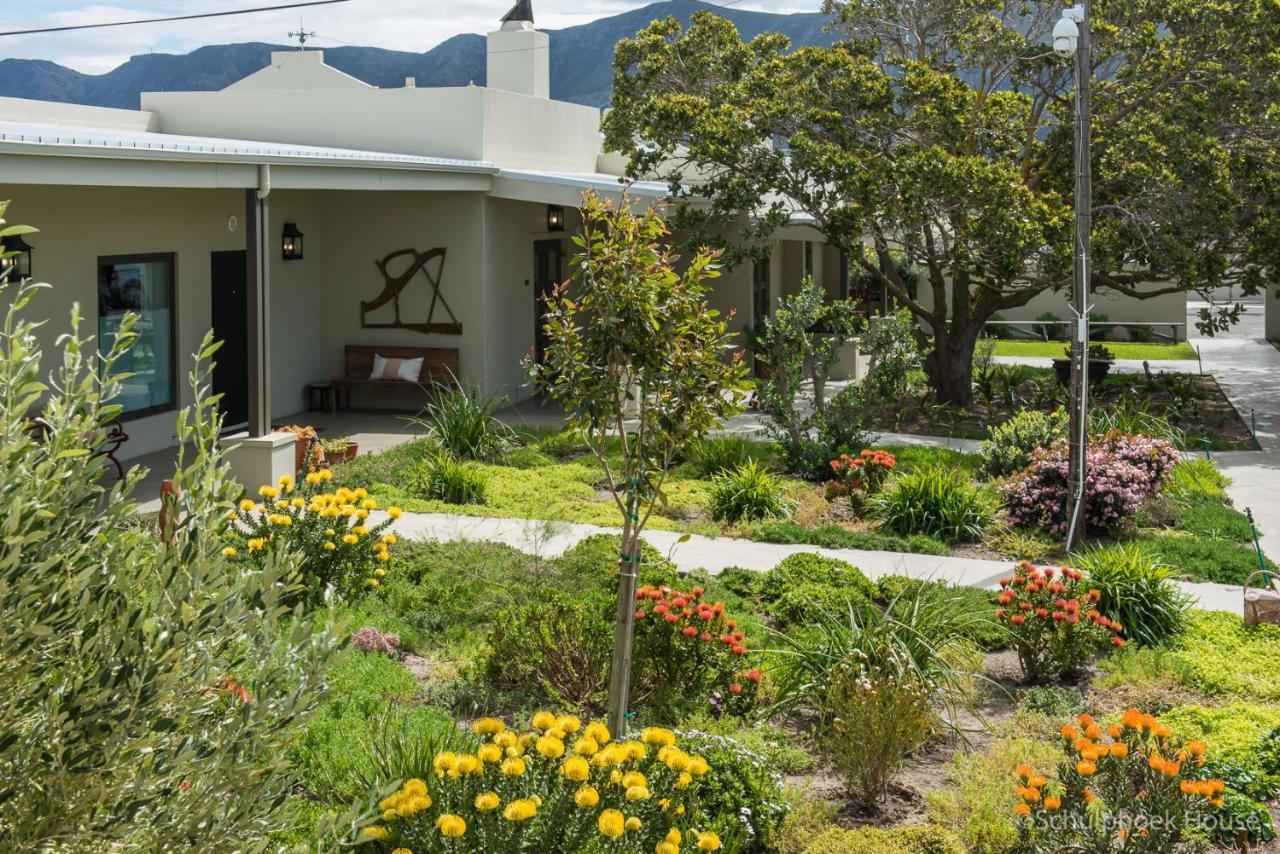 Schulphoek Seafront House Hermanus Extérieur photo The entrance to the restaurant