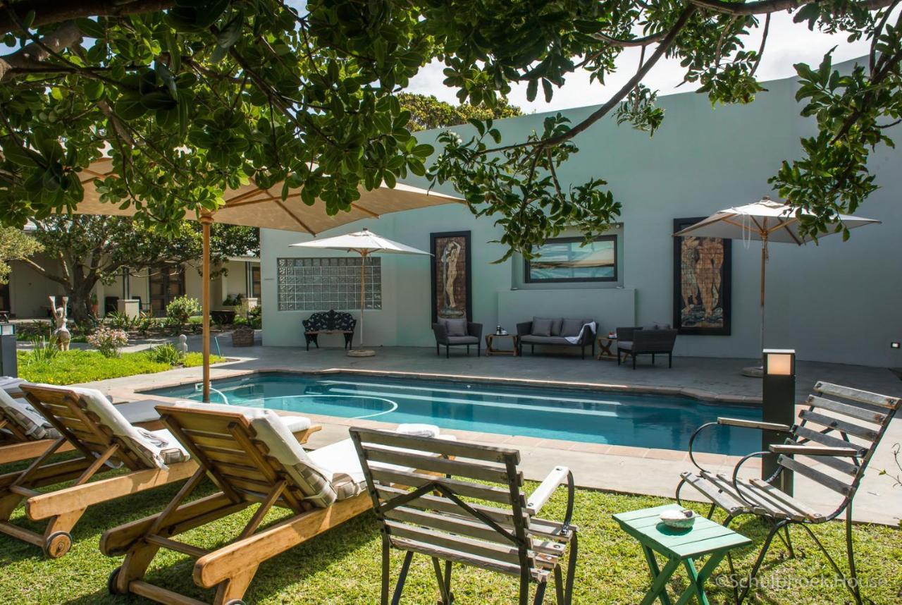 Schulphoek Seafront House Hermanus Extérieur photo The swimming pool at the hotel